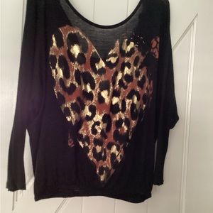Black/ gold/ rust foil heart shape shirt small